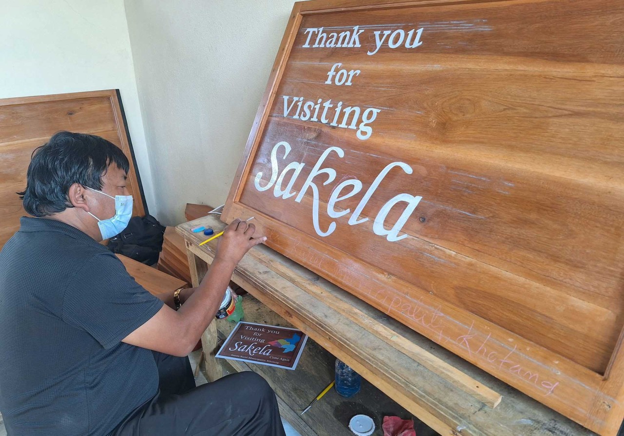  लाफा दाइको २८ वर्षे आर्ट यात्राः आर्ट व्यवसायबाटै नाम र दाम दुवै कमाउन सफल